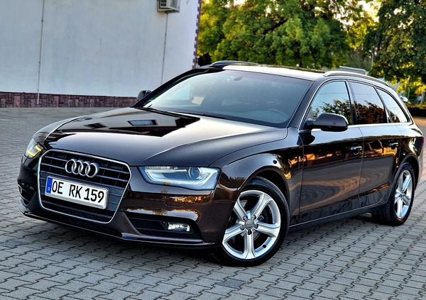 Audi A4 cena 44900 przebieg: 270000, rok produkcji 2013 z Wąchock małe 781